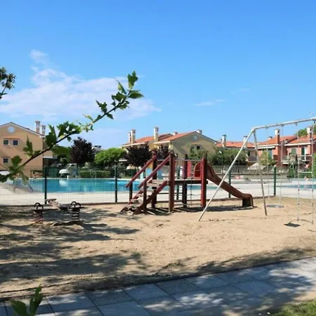 Terraced House With Private Garden Bibione